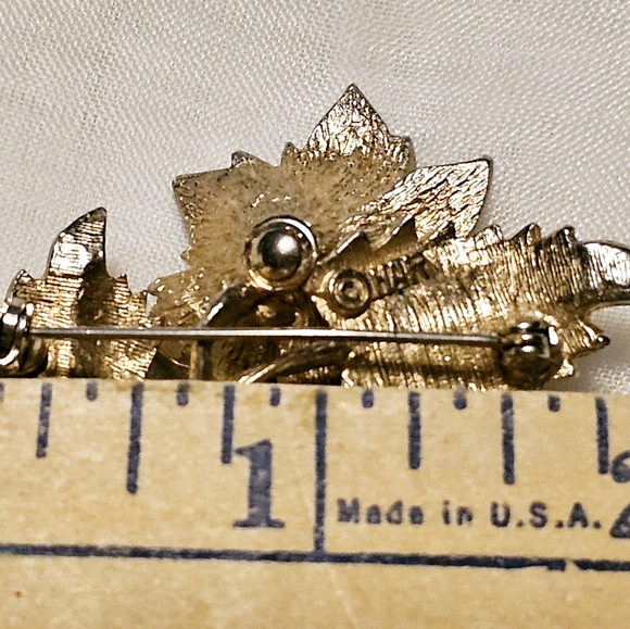 VTG HAR Hargo Double Flower Dangle Chain Tassells Goldtone 2.5" Brooch Pin - Picture 8 of 12